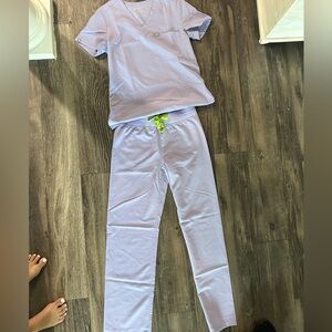 XS Lavender figs scrub set